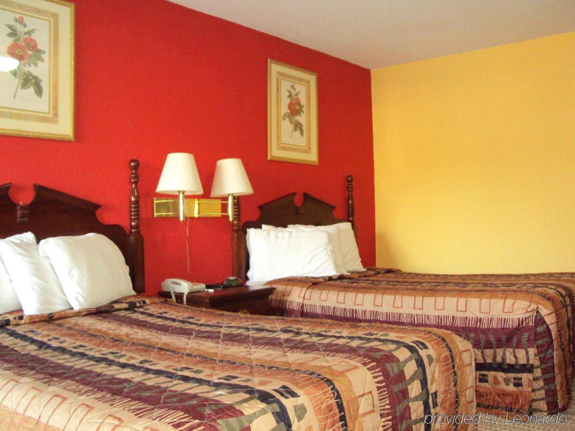 Sunrise Inn - Brownsville Номер фото